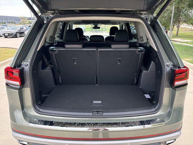 new 2025 Volkswagen Atlas car, priced at $49,531