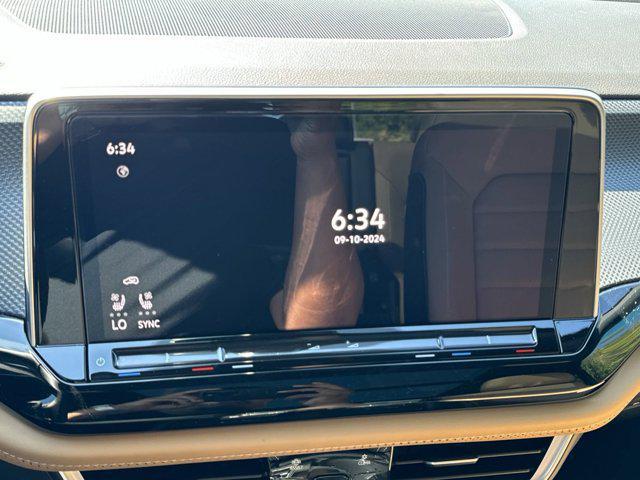 new 2026 Volkswagen Atlas Cross Sport car, priced at $50,993