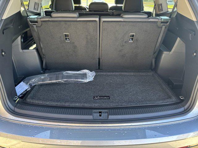 new 2025 Volkswagen Atlas car, priced at $40,882