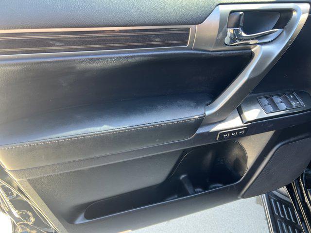 used 2022 Lexus GX 460 car, priced at $46,991