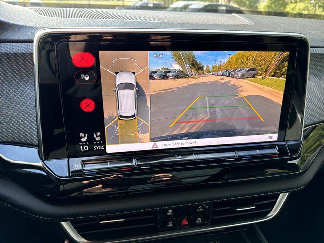 new 2026 Volkswagen Atlas Cross Sport car, priced at $53,953