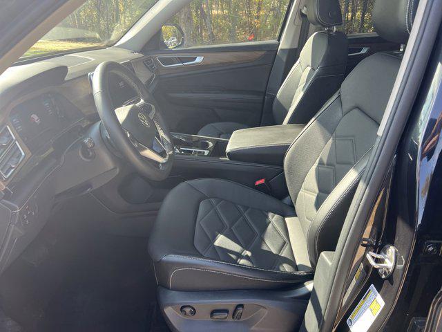 used 2024 Volkswagen Atlas car, priced at $34,630