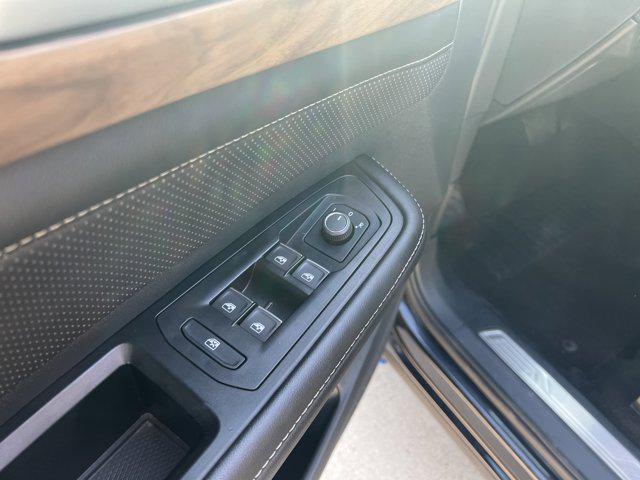 used 2024 Volkswagen Atlas car, priced at $34,630