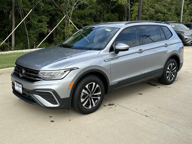 new 2024 Volkswagen Tiguan car, priced at $31,363