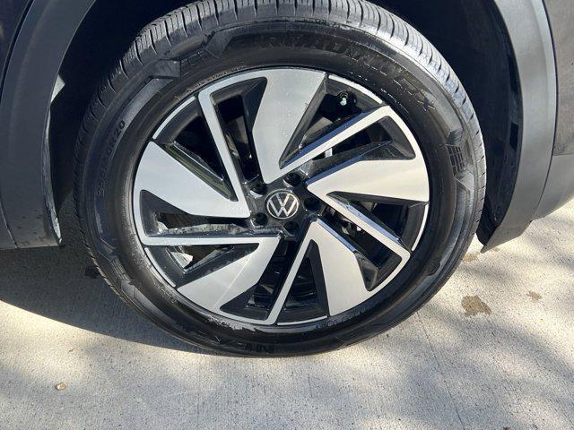 used 2024 Volkswagen Atlas car, priced at $35,771