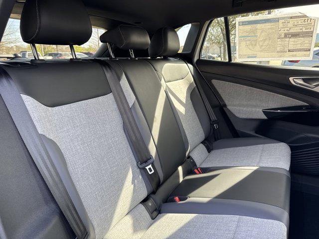 new 2025 Volkswagen ID.4 car, priced at $40,720