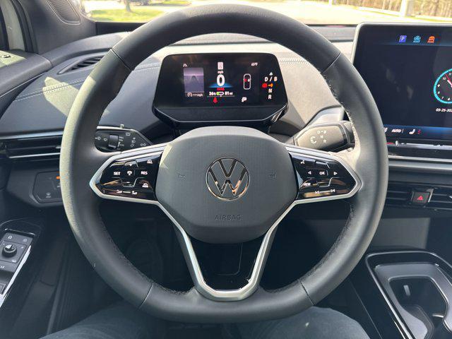 new 2025 Volkswagen ID.4 car, priced at $40,720