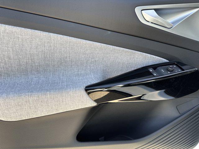 new 2025 Volkswagen ID.4 car, priced at $40,720
