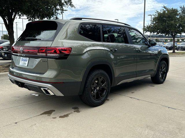 new 2025 Volkswagen Atlas car, priced at $50,226