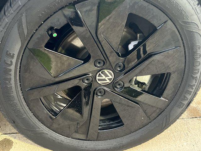 used 2025 Volkswagen Taos car, priced at $27,991