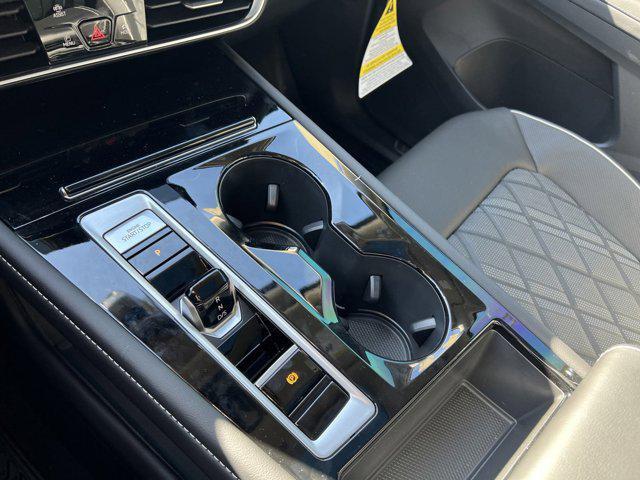 new 2025 Volkswagen Atlas car, priced at $56,551