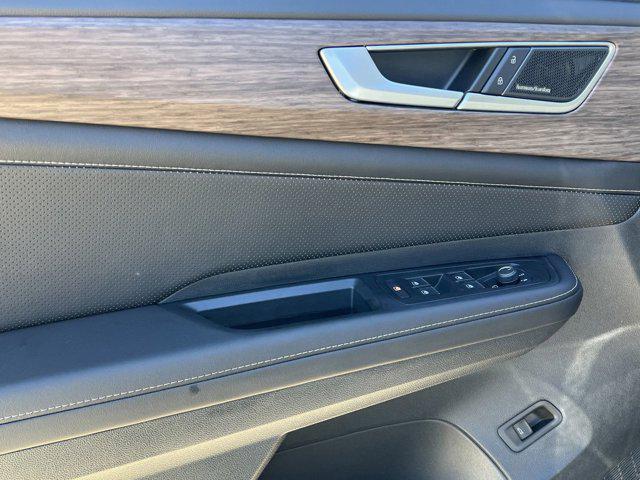 new 2025 Volkswagen Atlas car, priced at $56,551