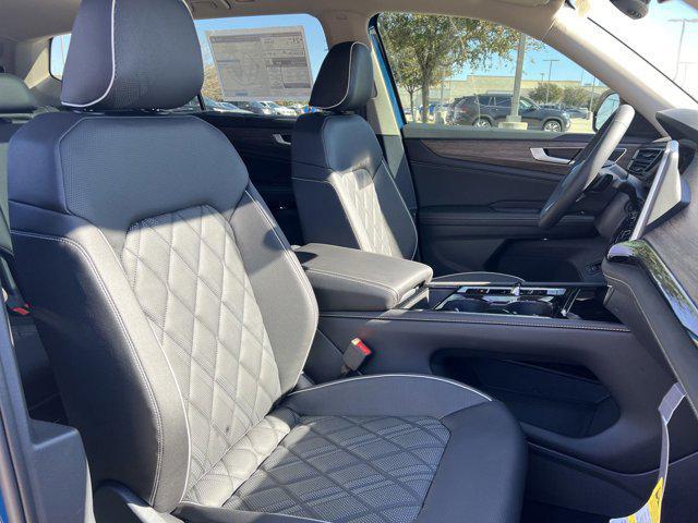 new 2025 Volkswagen Atlas car, priced at $56,551