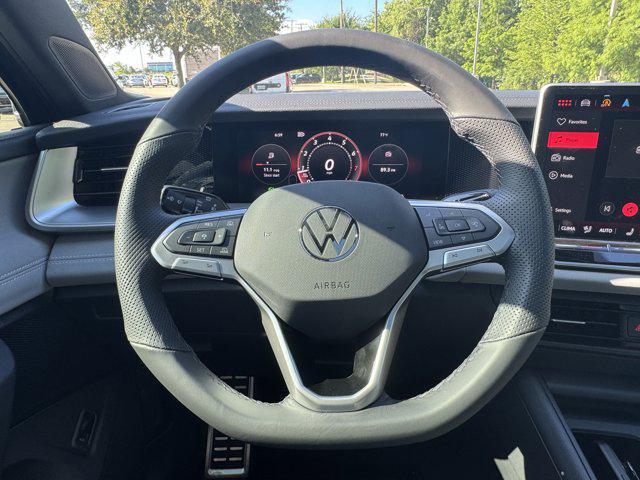 new 2025 Volkswagen Tiguan car, priced at $39,376