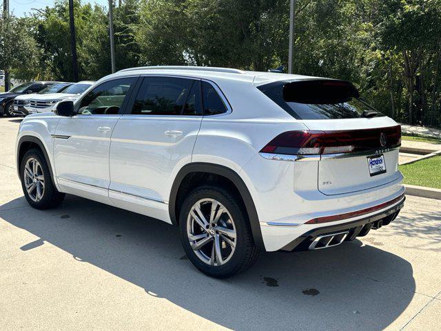 new 2024 Volkswagen Atlas Cross Sport car, priced at $44,361