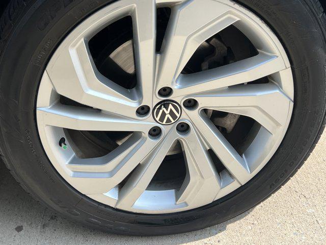 used 2021 Volkswagen Atlas car, priced at $20,771