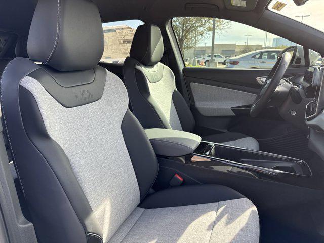 new 2025 Volkswagen ID.4 car, priced at $40,720