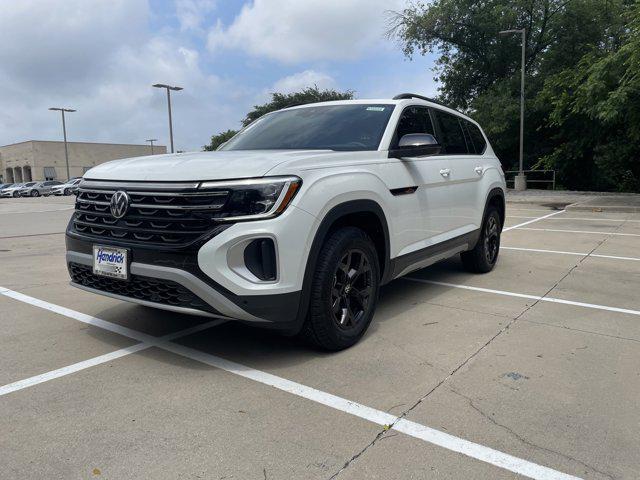 new 2024 Volkswagen Atlas car, priced at $45,221