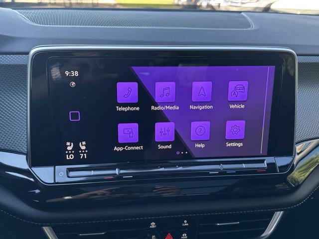 new 2026 Volkswagen Atlas Cross Sport car, priced at $51,639