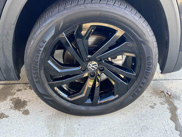 used 2023 Volkswagen Atlas car, priced at $33,991