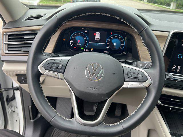 used 2025 Volkswagen Atlas car, priced at $42,991