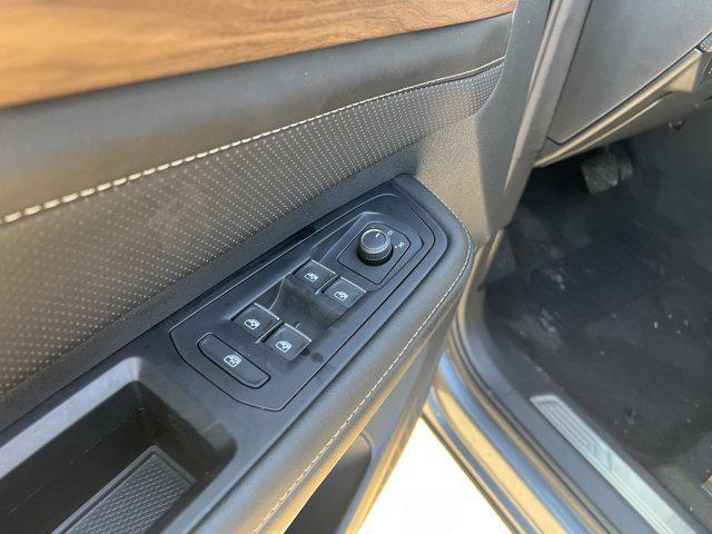 used 2025 Volkswagen Atlas car, priced at $37,991