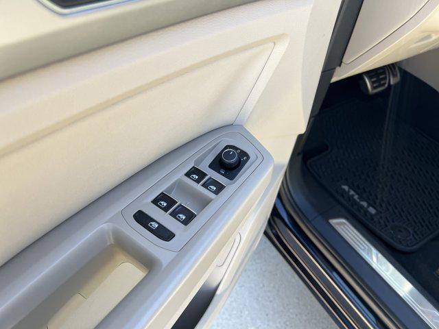 used 2018 Volkswagen Atlas car, priced at $14,991