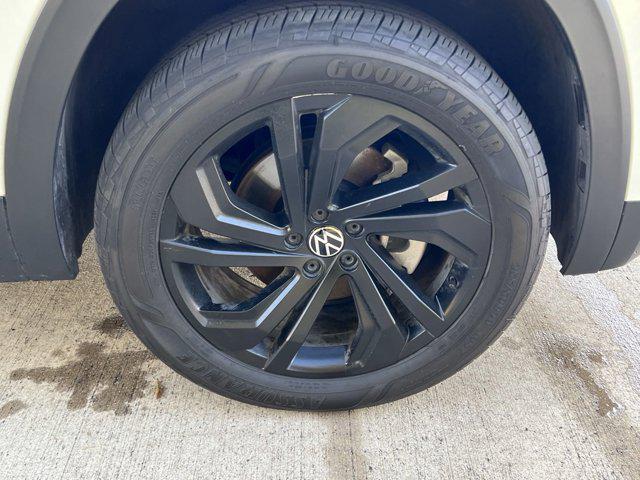 used 2023 Volkswagen Atlas car, priced at $35,991