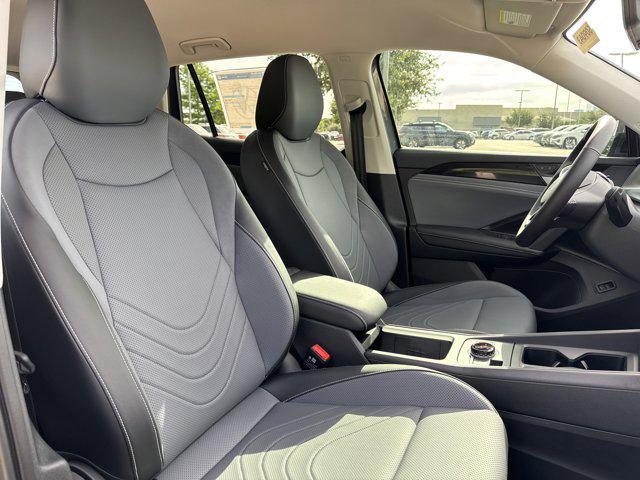 new 2025 Volkswagen Tiguan car, priced at $35,171