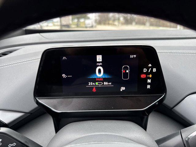 new 2025 Volkswagen ID.4 car, priced at $40,720