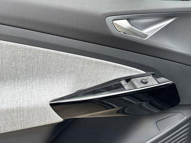 new 2025 Volkswagen ID.4 car, priced at $40,720