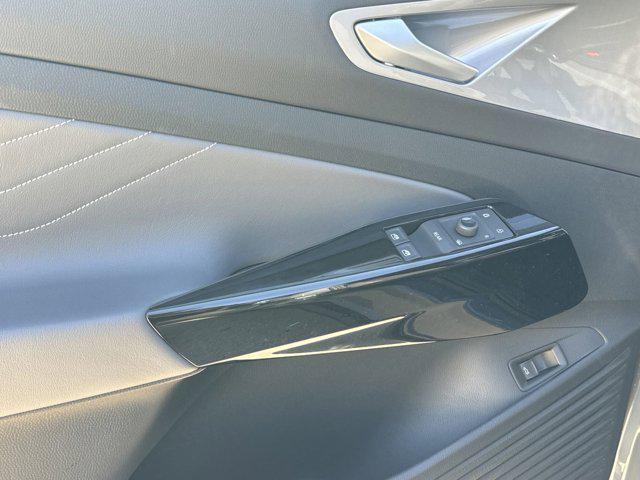new 2025 Volkswagen ID.4 car, priced at $49,528