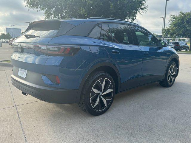new 2025 Volkswagen ID.4 car, priced at $49,528