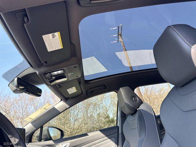 new 2025 Volkswagen ID.4 car, priced at $49,528