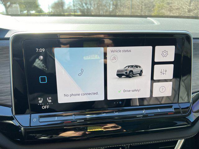new 2025 Volkswagen Atlas car, priced at $50,737