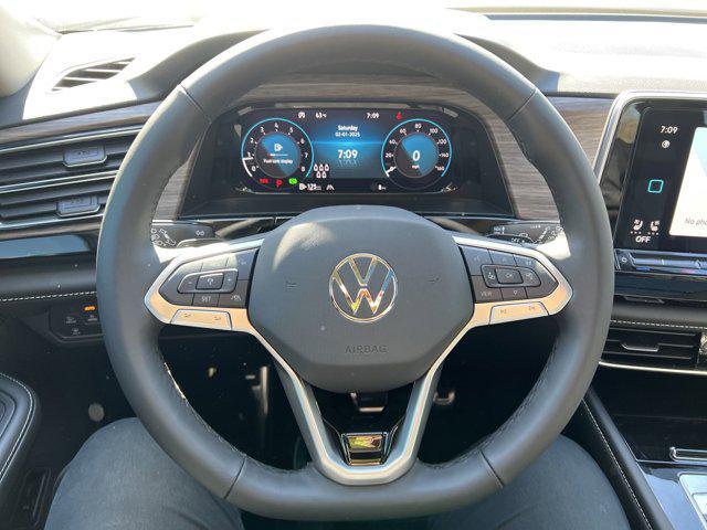 new 2025 Volkswagen Atlas car, priced at $50,737