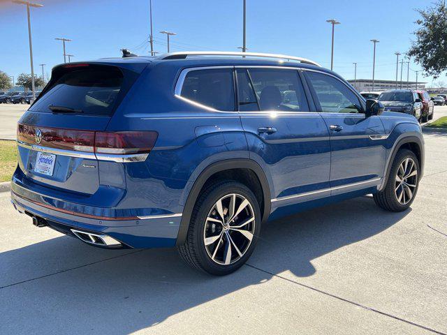 new 2025 Volkswagen Atlas car, priced at $50,737