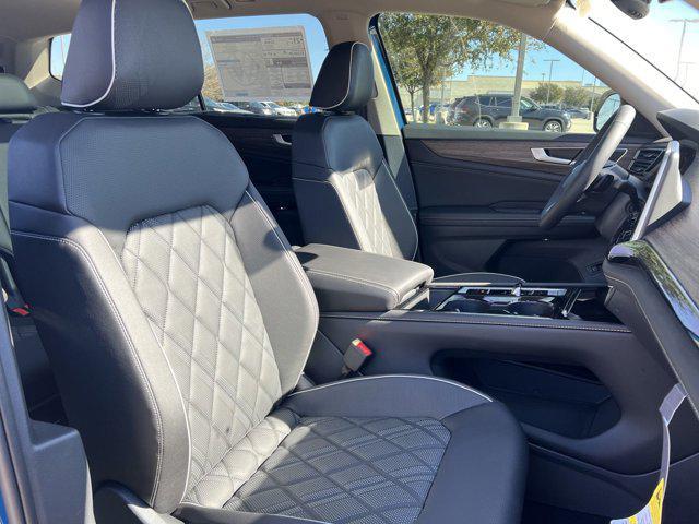 new 2025 Volkswagen Atlas car, priced at $50,737