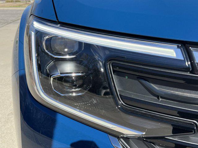 new 2025 Volkswagen Atlas car, priced at $50,737