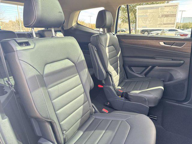 new 2025 Volkswagen Atlas car, priced at $51,546
