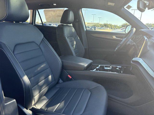 new 2026 Volkswagen Atlas Cross Sport car, priced at $51,337