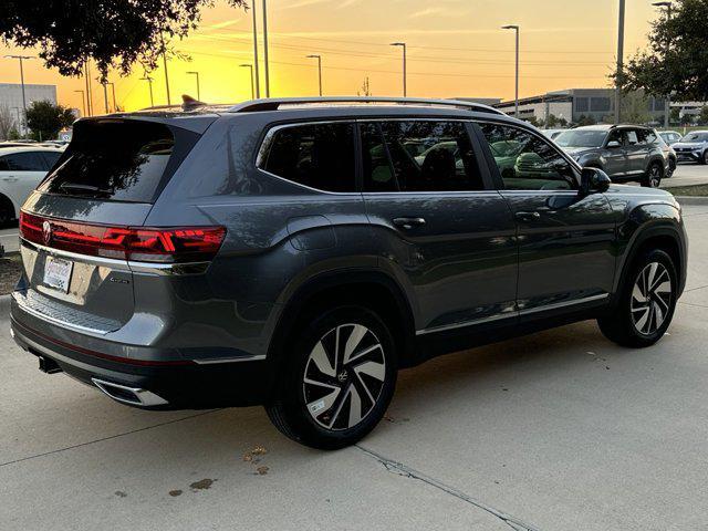 new 2025 Volkswagen Atlas car, priced at $50,621