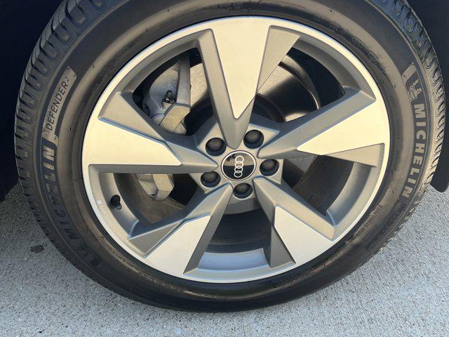 used 2022 Audi Q5 car, priced at $28,400