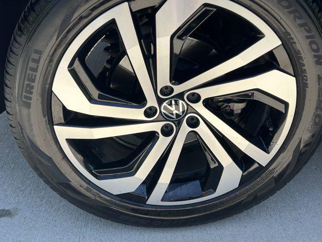 used 2021 Volkswagen Atlas car, priced at $32,991