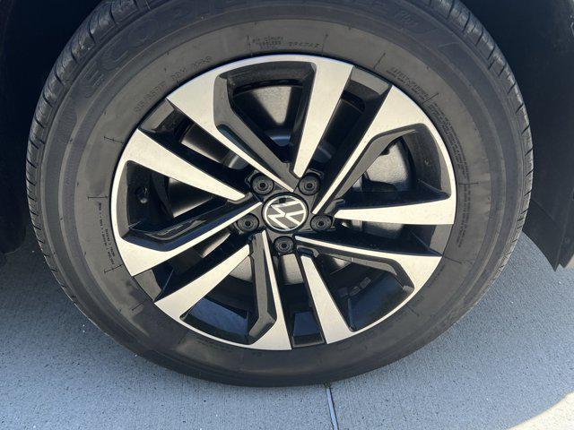 used 2024 Volkswagen Tiguan car, priced at $27,671