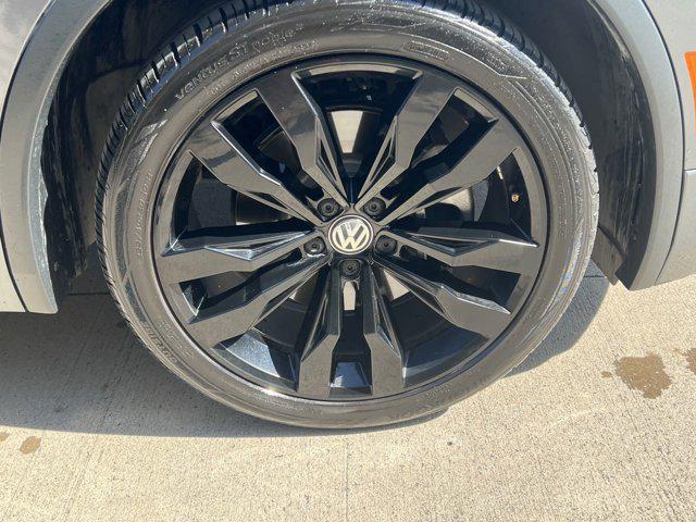 used 2021 Volkswagen Tiguan car, priced at $24,991