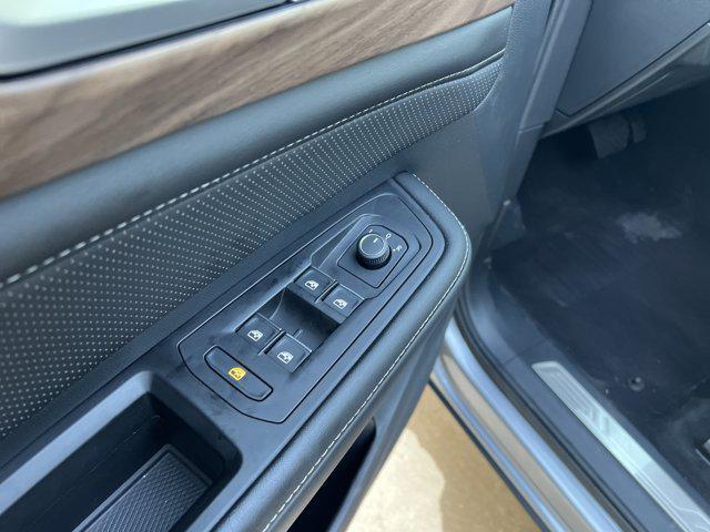 used 2024 Volkswagen Atlas car, priced at $34,571