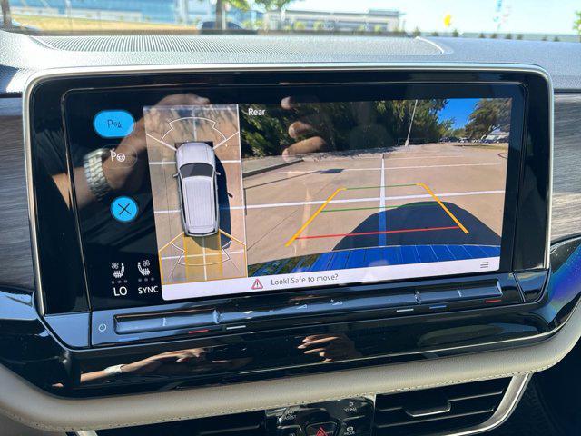 new 2026 Volkswagen Atlas car, priced at $54,972