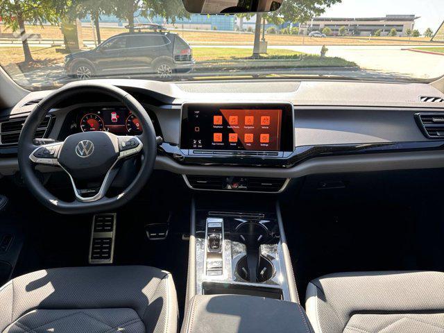 new 2025 Volkswagen Atlas car, priced at $49,306