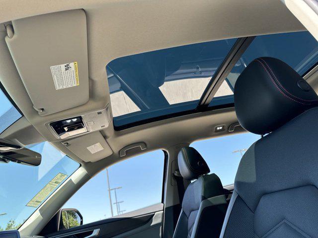 new 2025 Volkswagen Atlas car, priced at $47,175